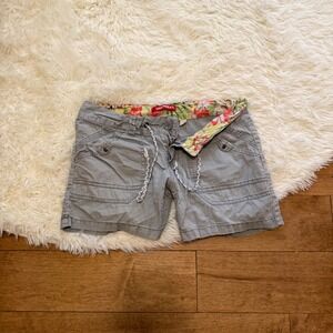Unionbay Womens Gray Cargo Shorts Size 7 Y2K Utility Gorpcore Tropical Trim